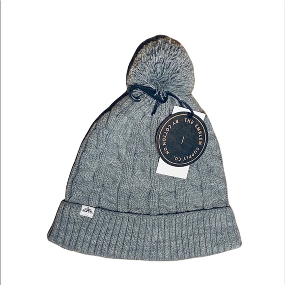 NWT Cotton On: One Size Cute Grey Pom Pom Beanie - Picture 1 of 1